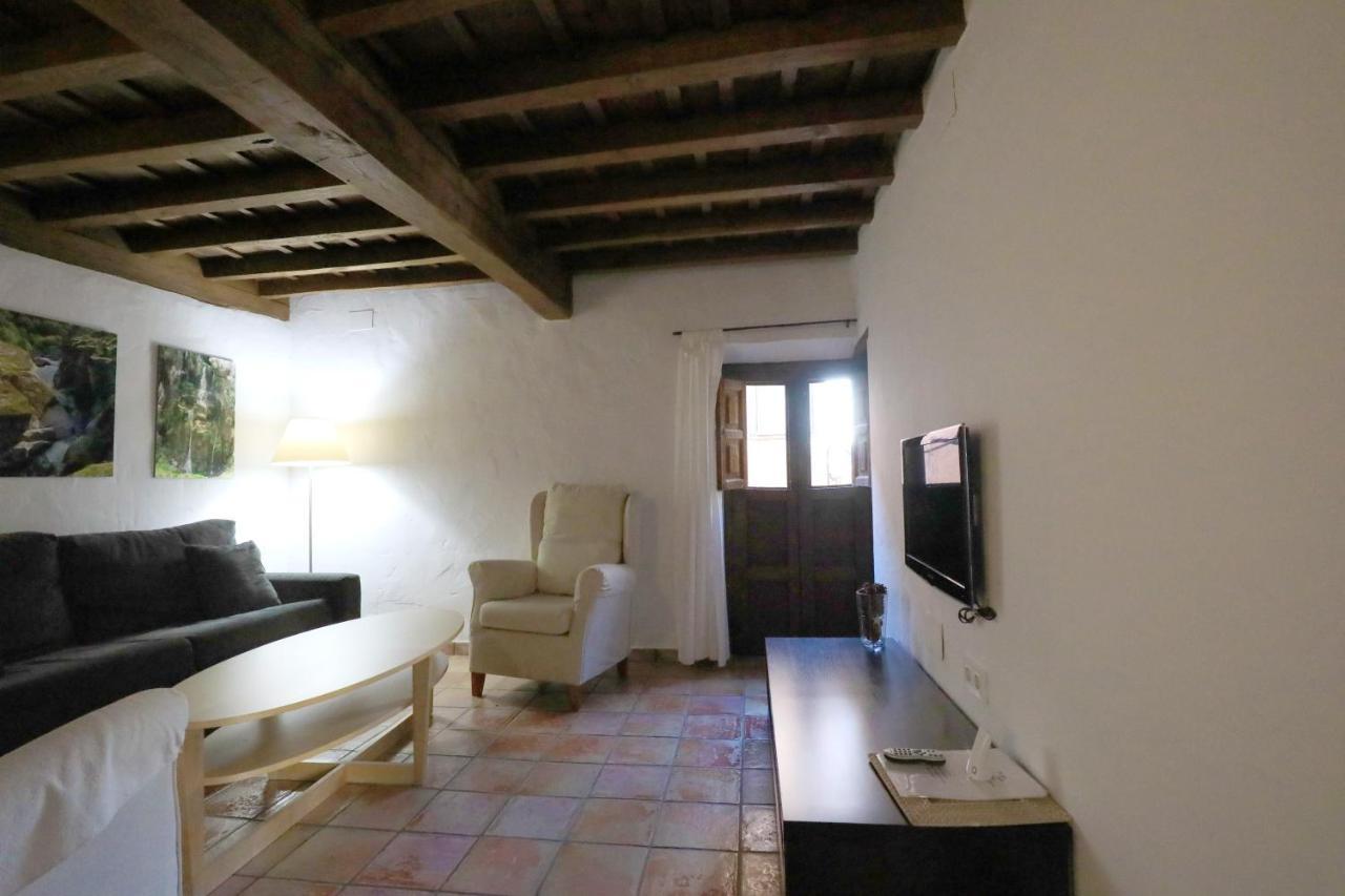Rurales Casa De Los Escudos * Valverde de la Vera